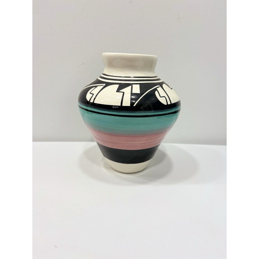 Ute Mountain Ute Pottery Vase Bowl Native American Signed Ruth Root USA Glaze